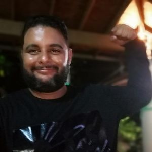 Meet your Posher, Luis